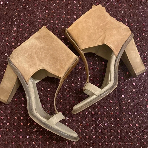Brunello Cucinelli suede heels size 6.5